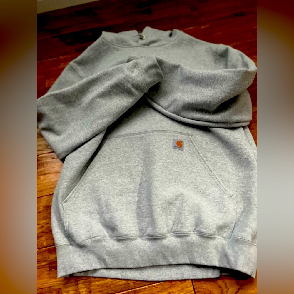 never worn carhartt hoodie